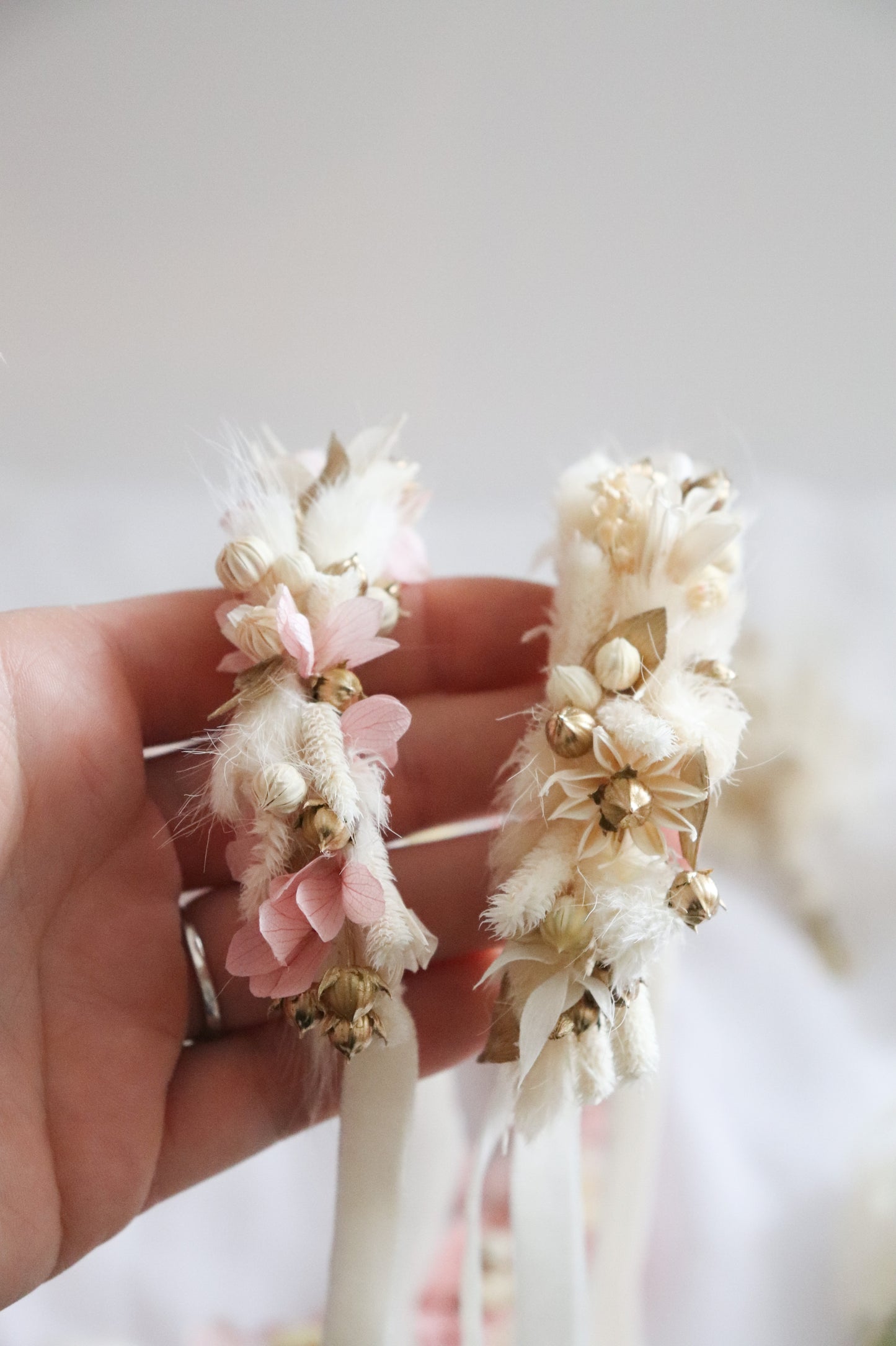 Bracelet en fleurs séchées et stabilisées personnalisable