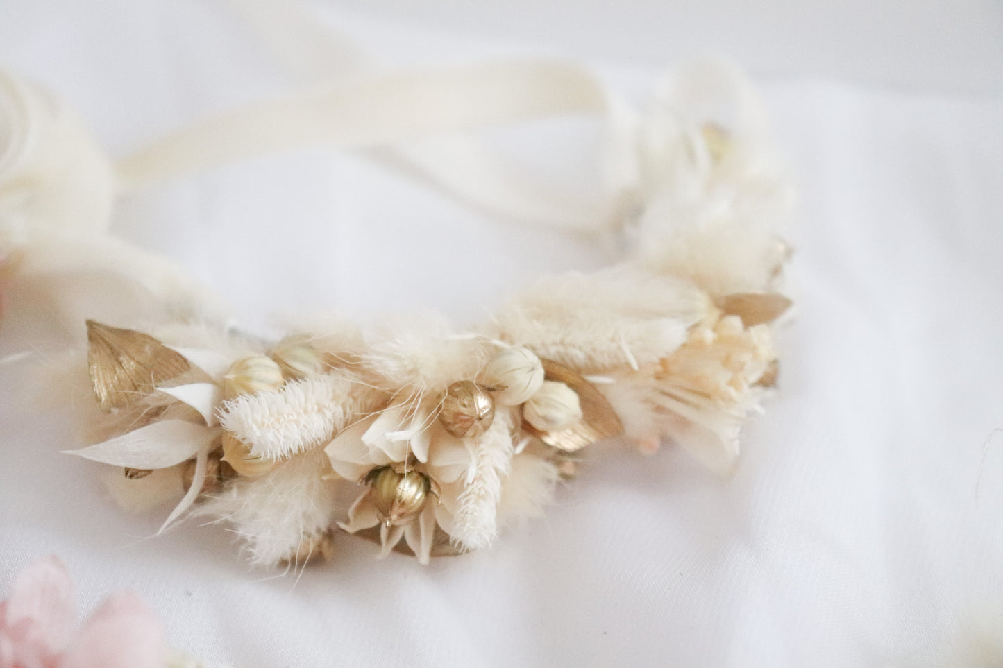 Bracelet en fleurs séchées et stabilisées personnalisable