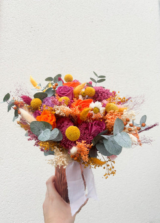 Bouquet de mariée en fleurs séchées et stabilisées